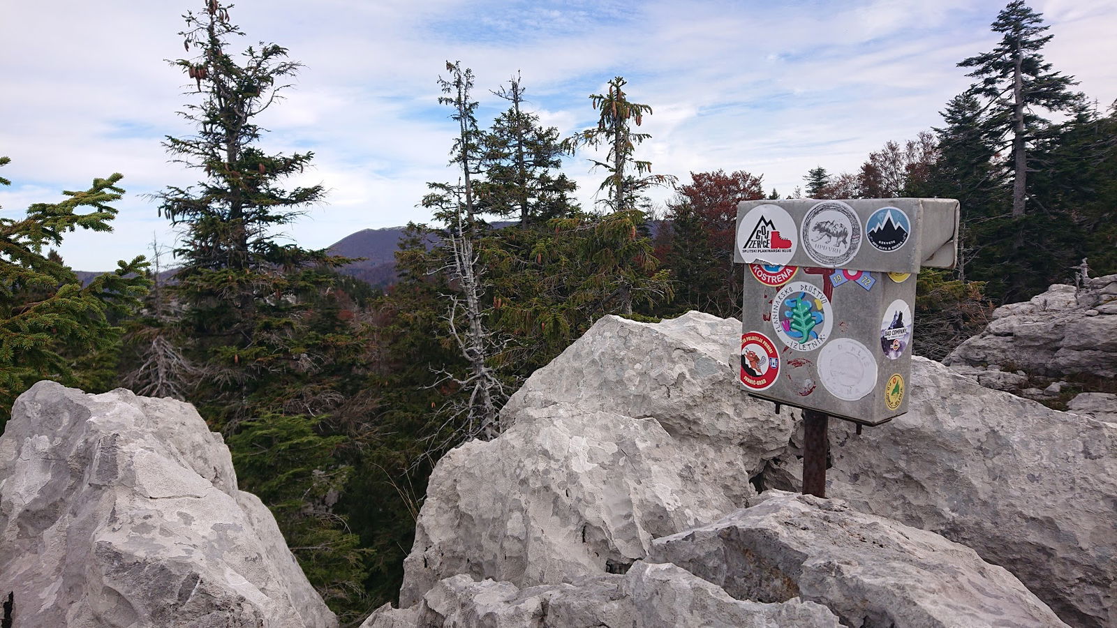 Vrh južne skupine Samarskih stijena