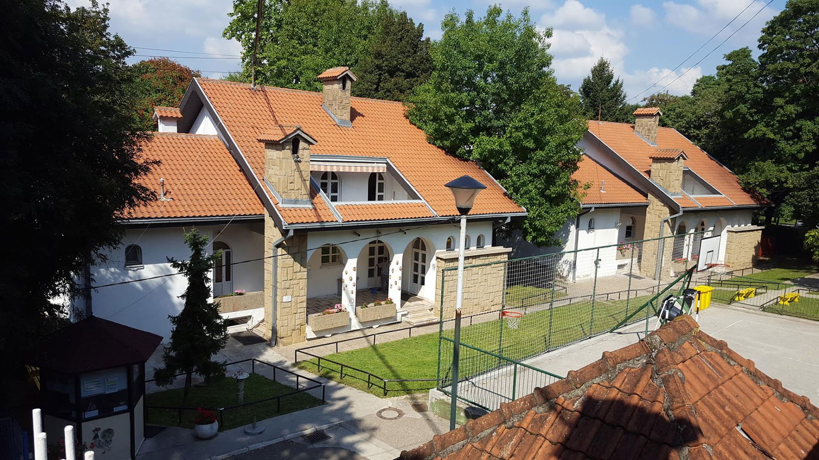 École française de Belgrade