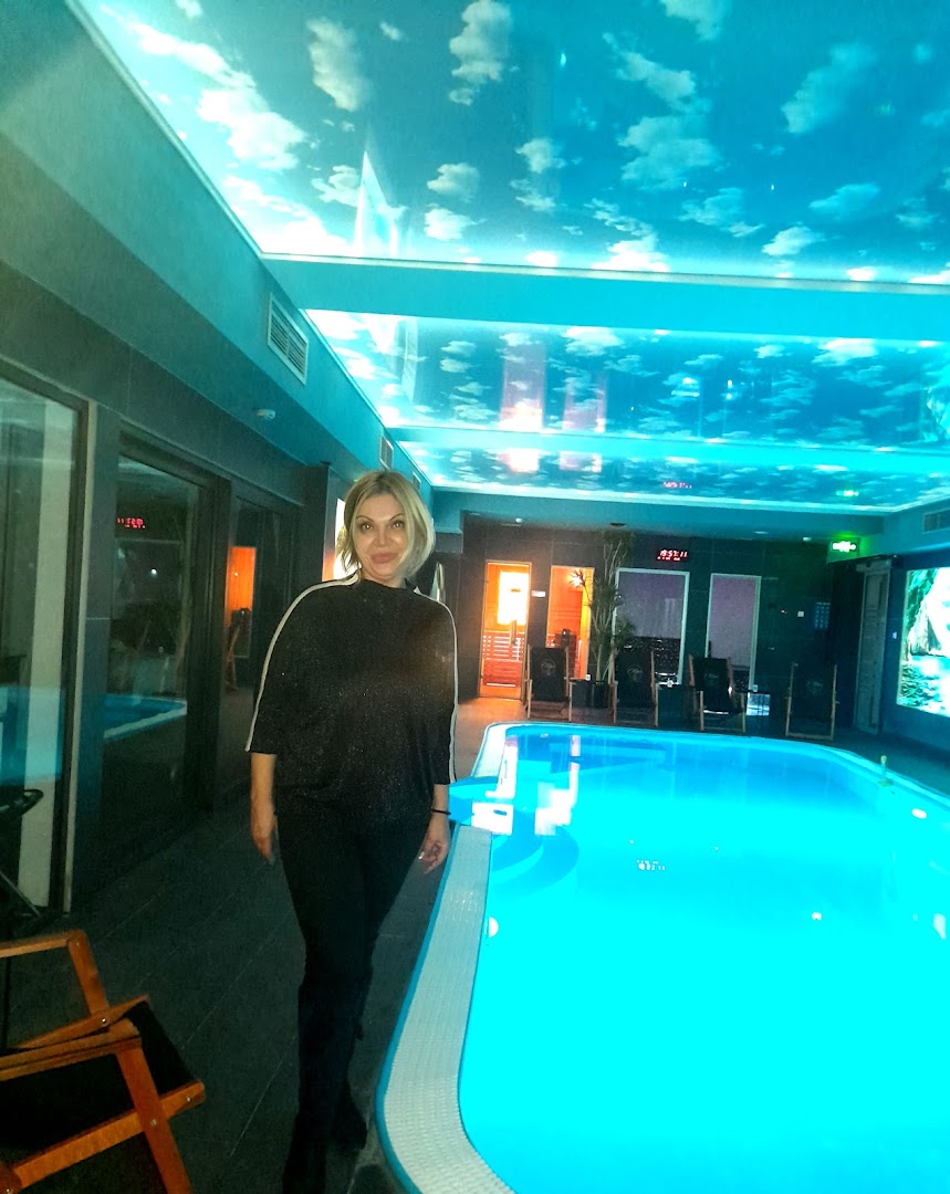 RUSS SPA & APARTMENTS