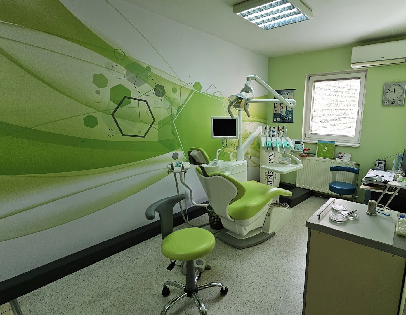 Stomatološka ordinacija KB Dent