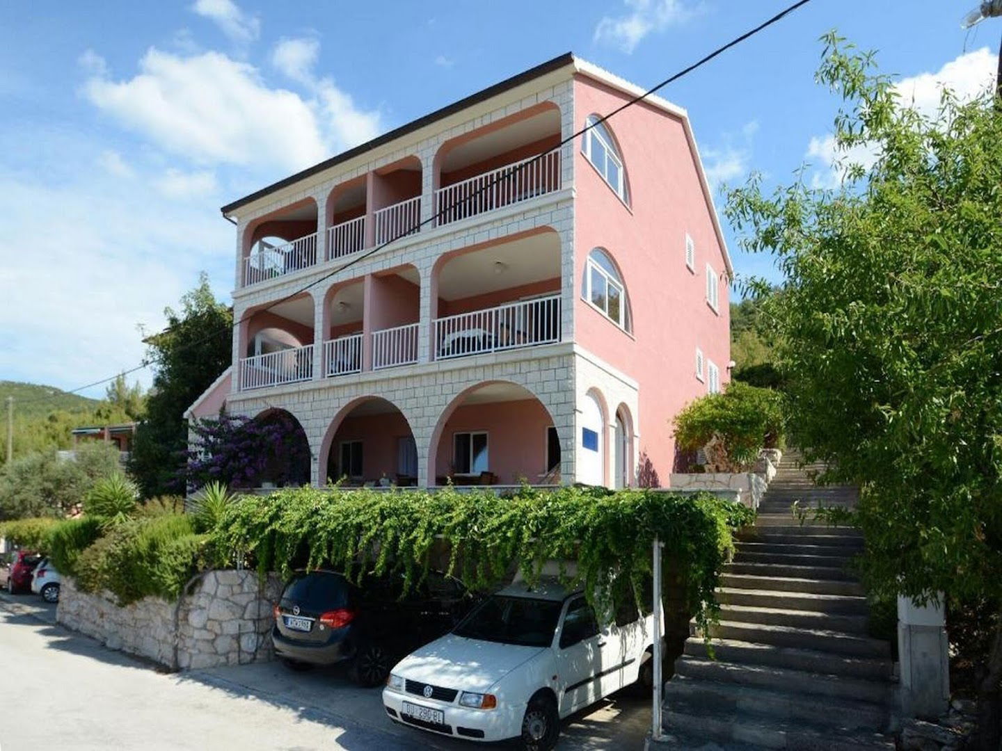 Apartments Žakni?, Blato