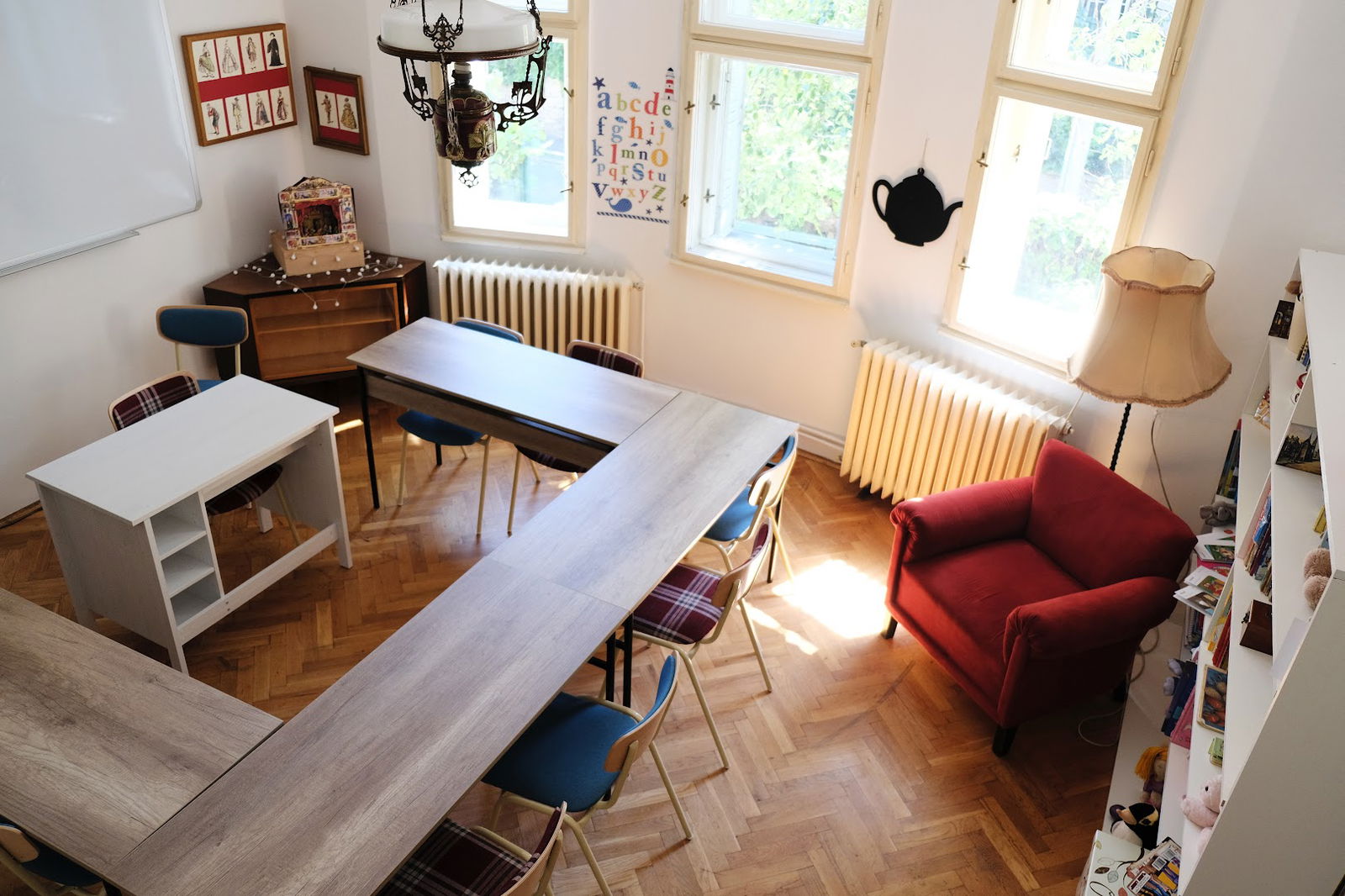 Daydream School of English and Drama