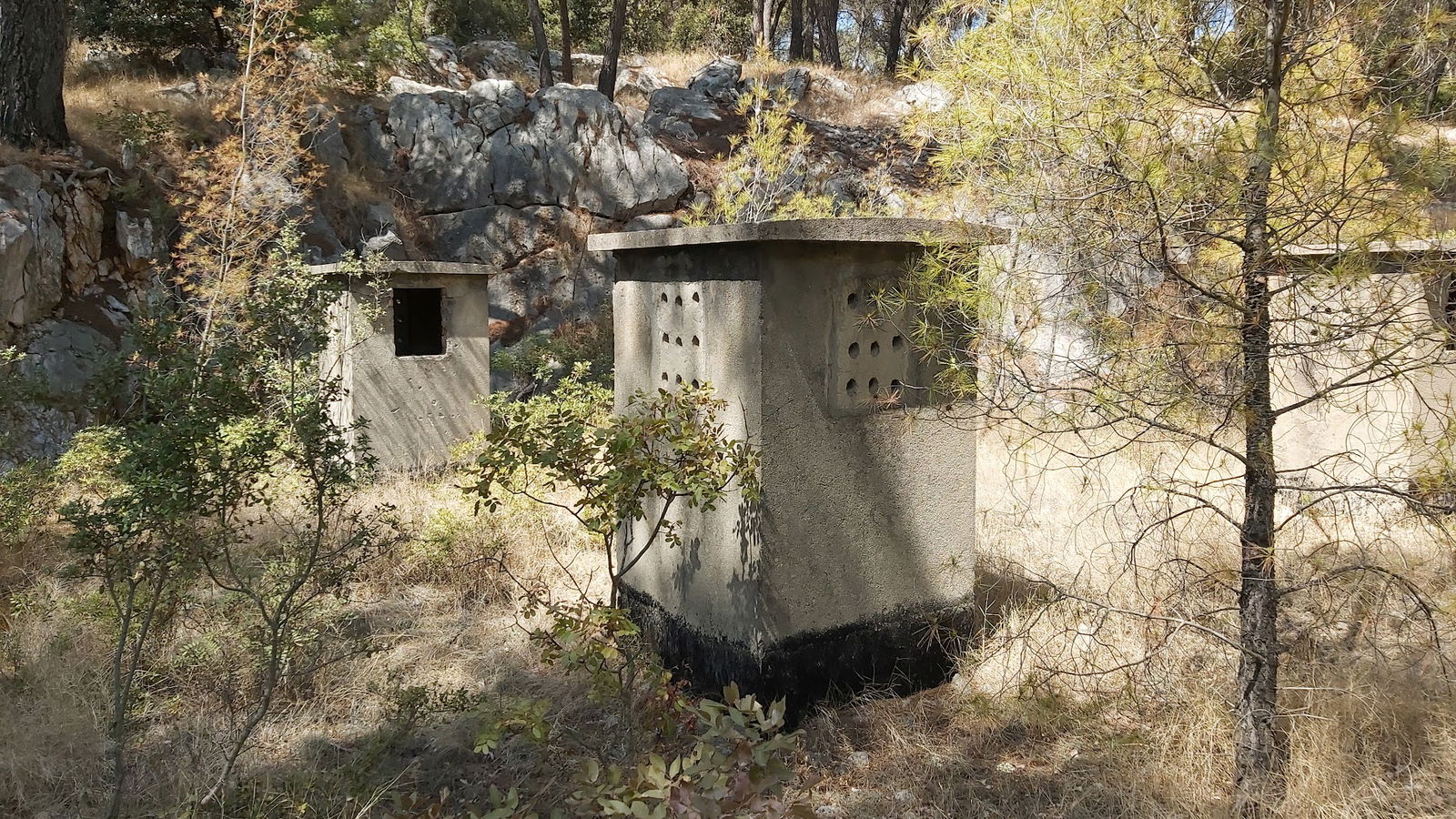 Podzemni rezervoari JNA