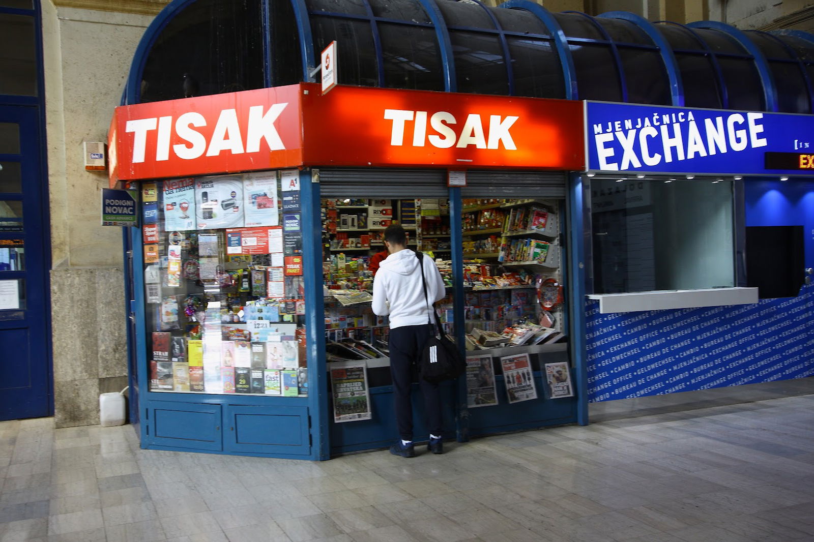 Tisak