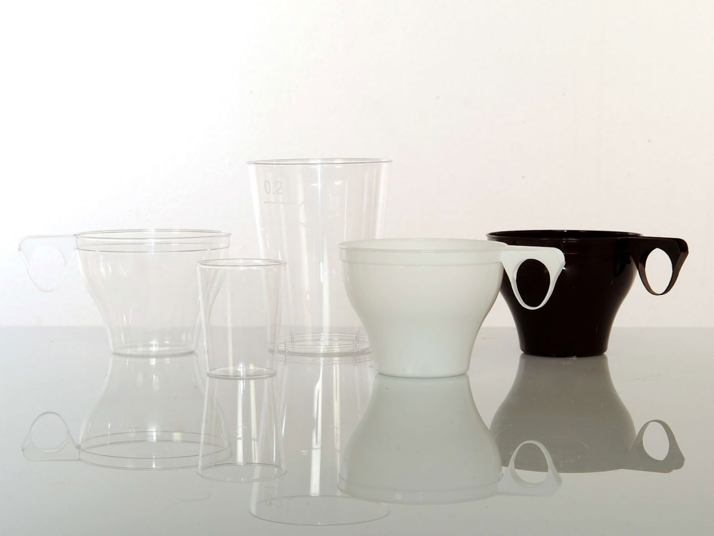 Plastika Mateus - Usluga brizganja plastike