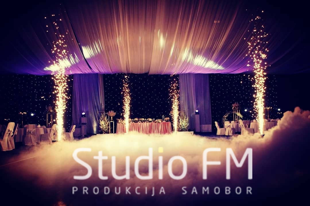 Studio FM - rasvjeta i efekti za vjenčanja