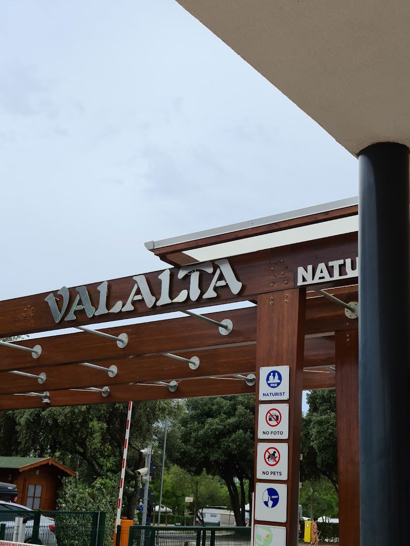 Valalta Market