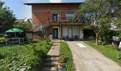 Dora istražuje - obrt za čuvanje djece