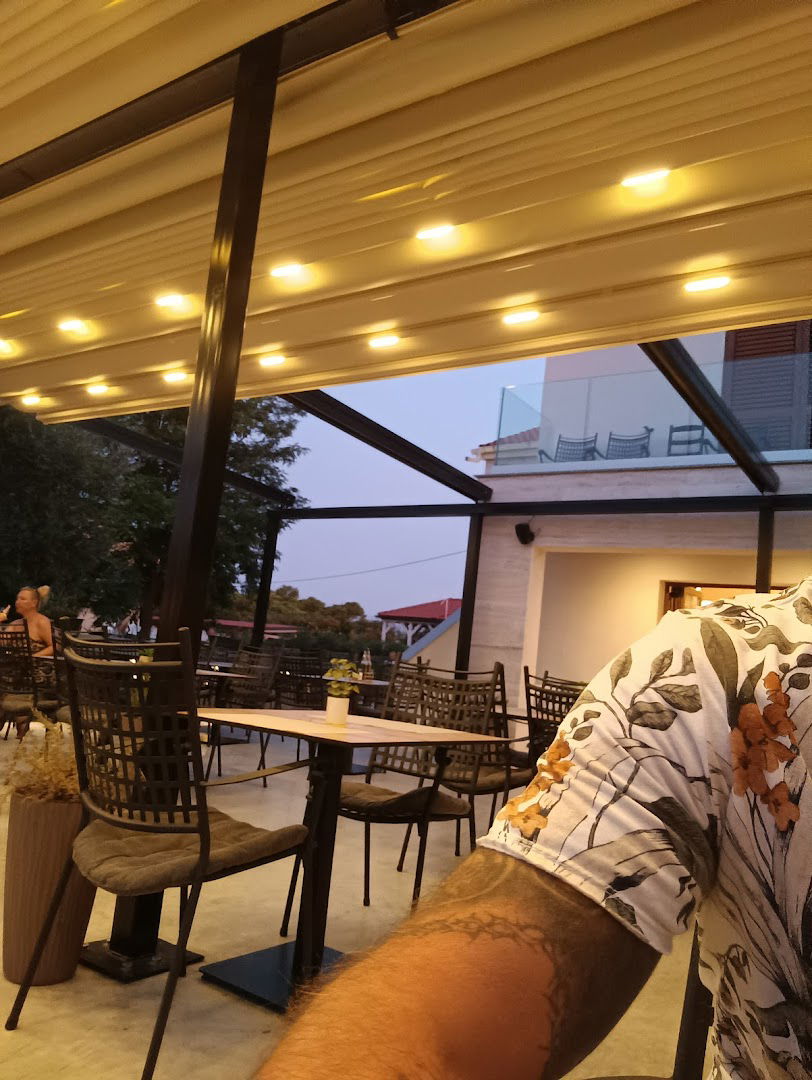 Pizza & Burger bar “Papa’S”