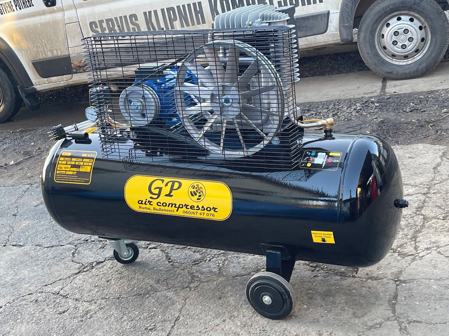 GP Air COMPRESSOR