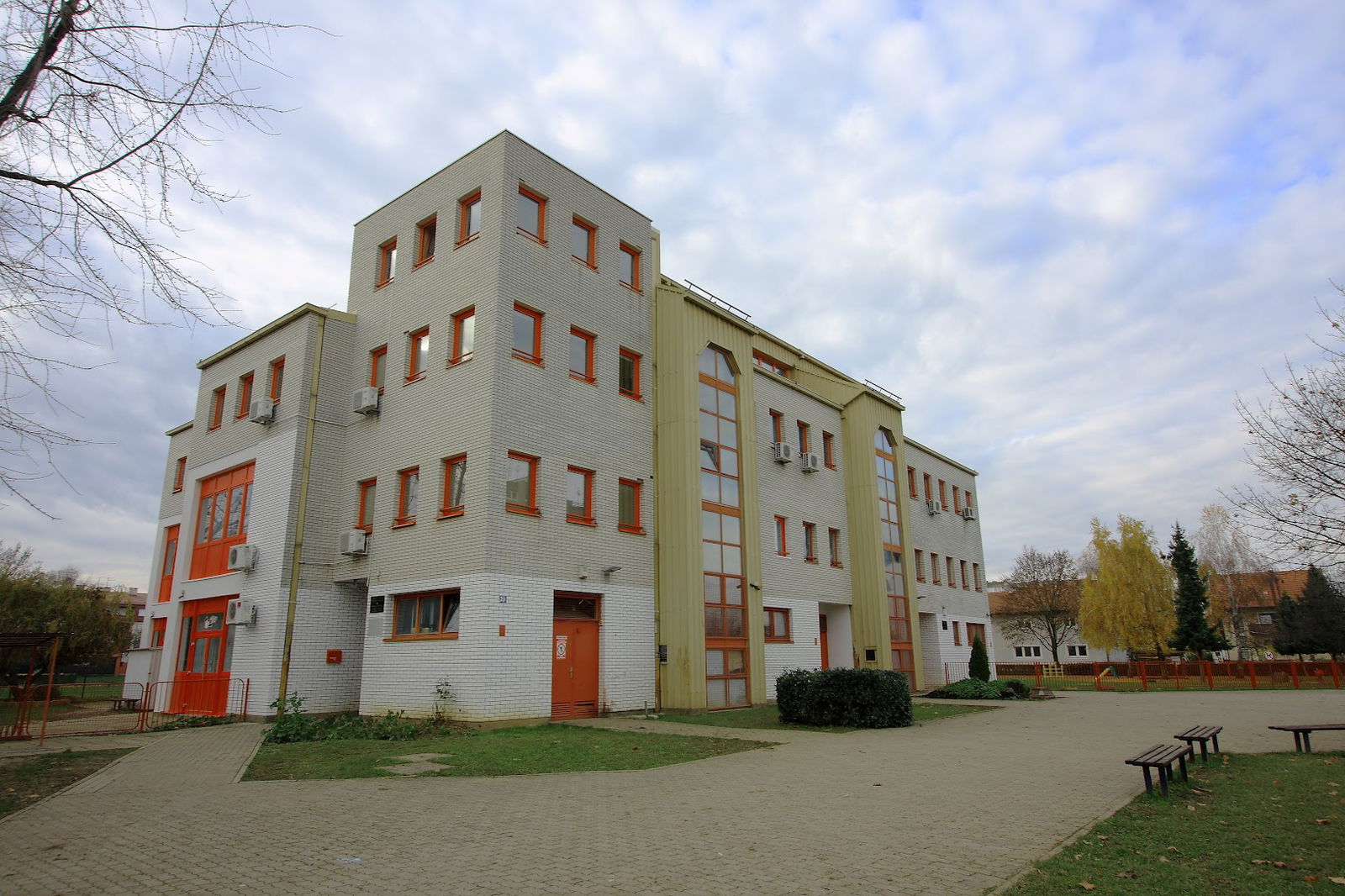 Art School Franjo Lučić