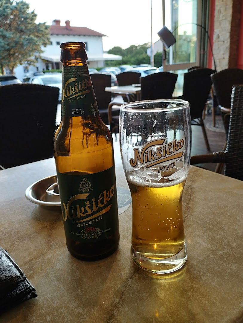 Caffe bar "Maestral"