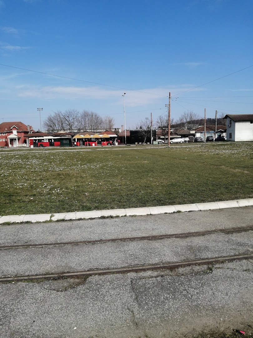 Окретница аутобуса и трамваја "Кнежевац"