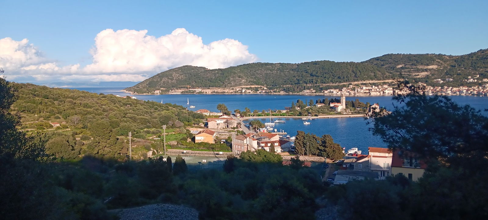 Teniski tereni ISSA -Tennis courts ISSA