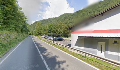 Avtomatski defibrilator (AED)