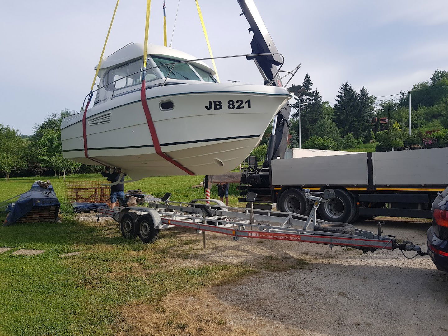 Obrt za popravak i održavanje električnih aparata i trgovinu na veliko *VLAŠIČEK N°1*