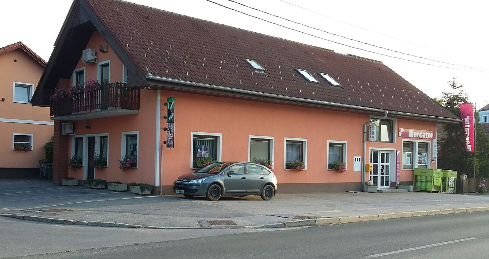 Bar, market in nočitve "Ob Brajdi" Slavko Kreft s.p.