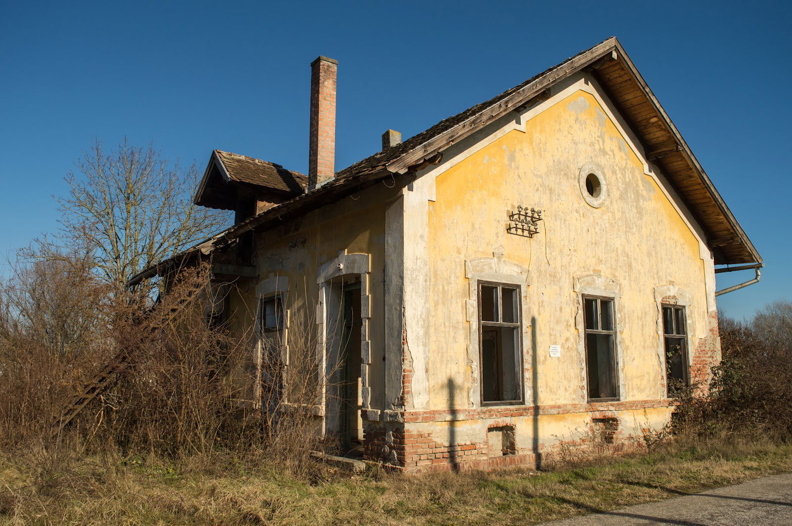 Egykori Csányoszró vasútállomás