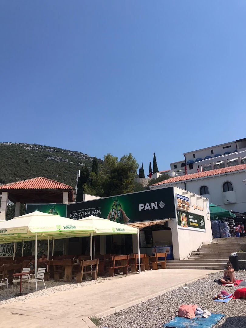 Grill & pizzeria "Castel"