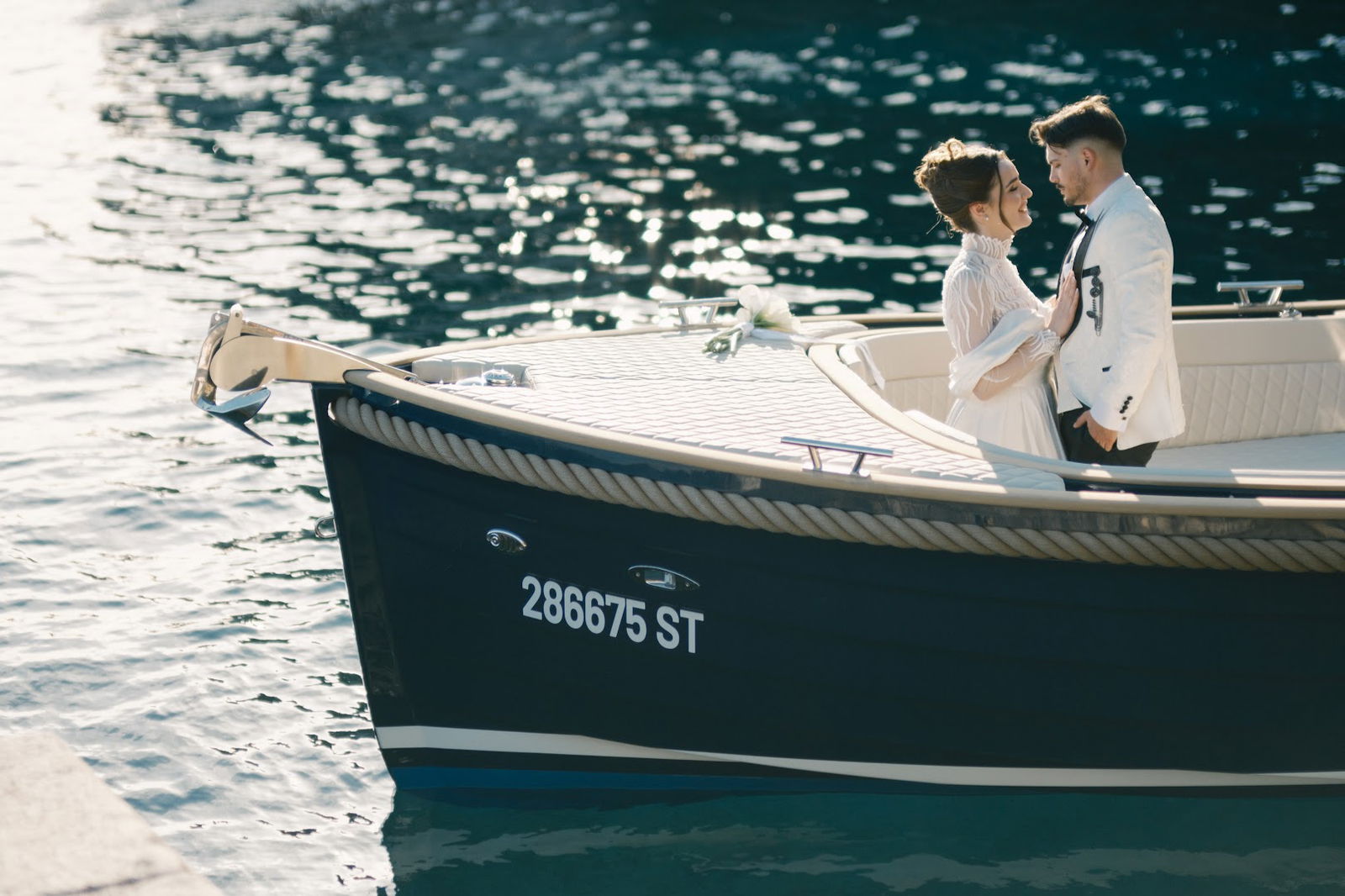 Go Indigo Tours - Wedding Boat Split