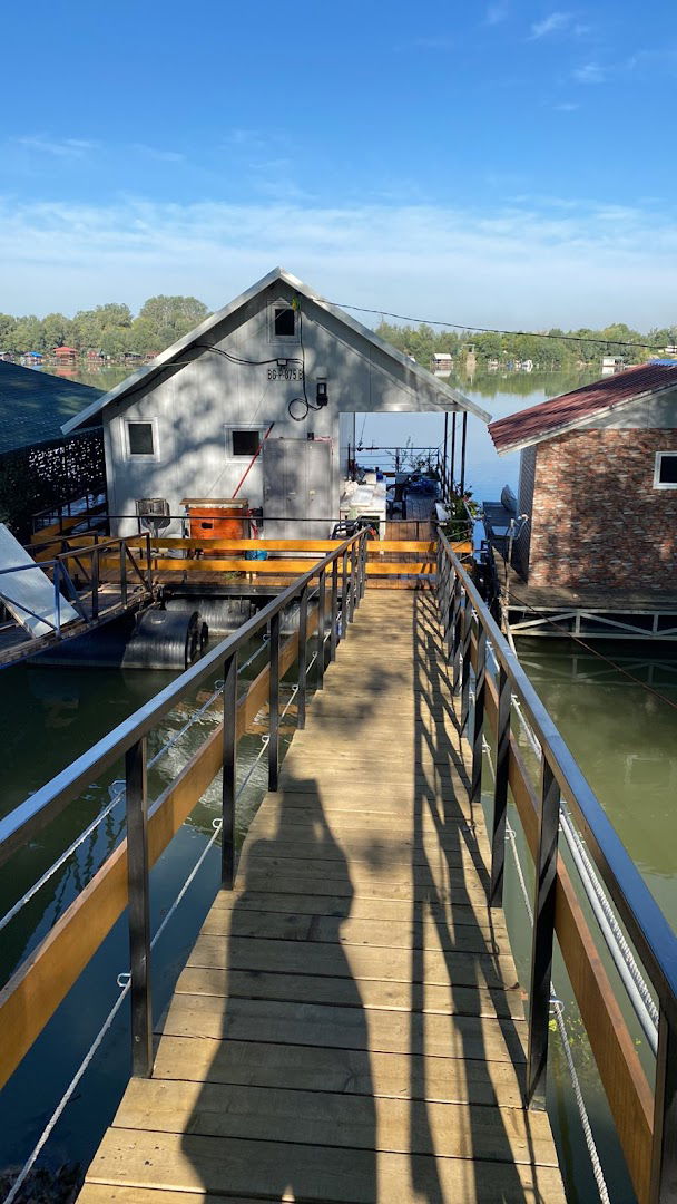 Floating House Tara Group