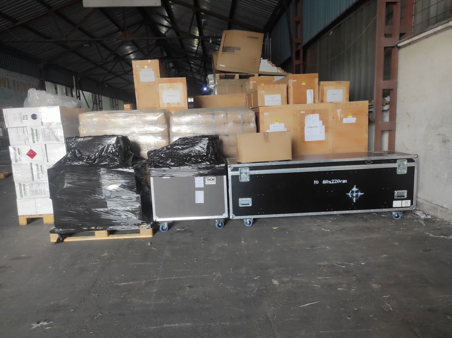 Jomini komercijalni magacin