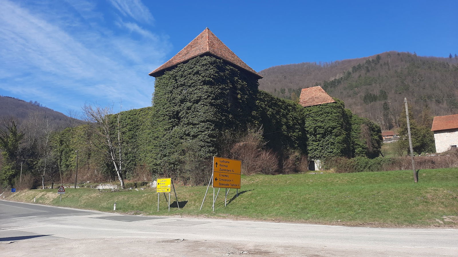 Soteska Castle