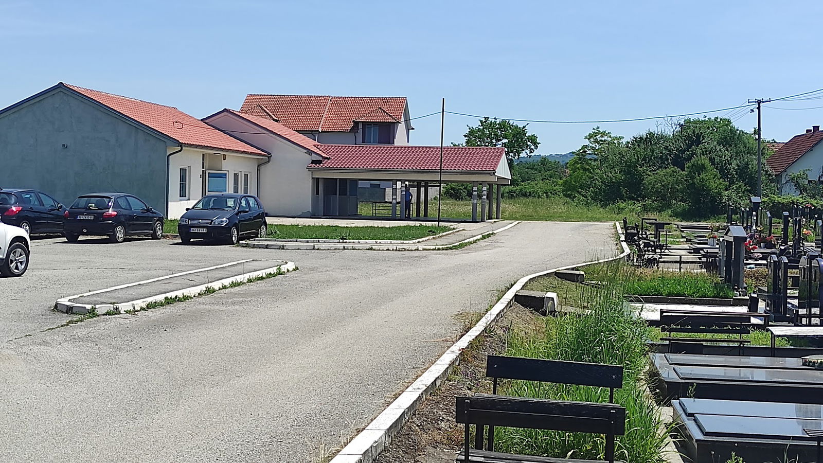 Гробље у Шопићу