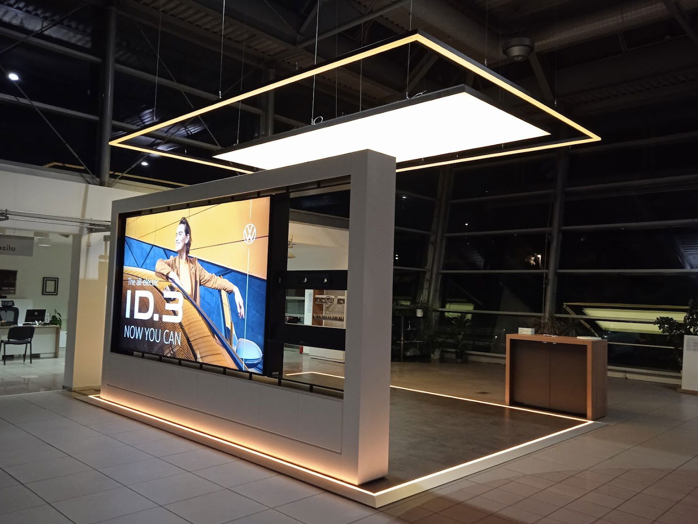 Autokomerc Commission