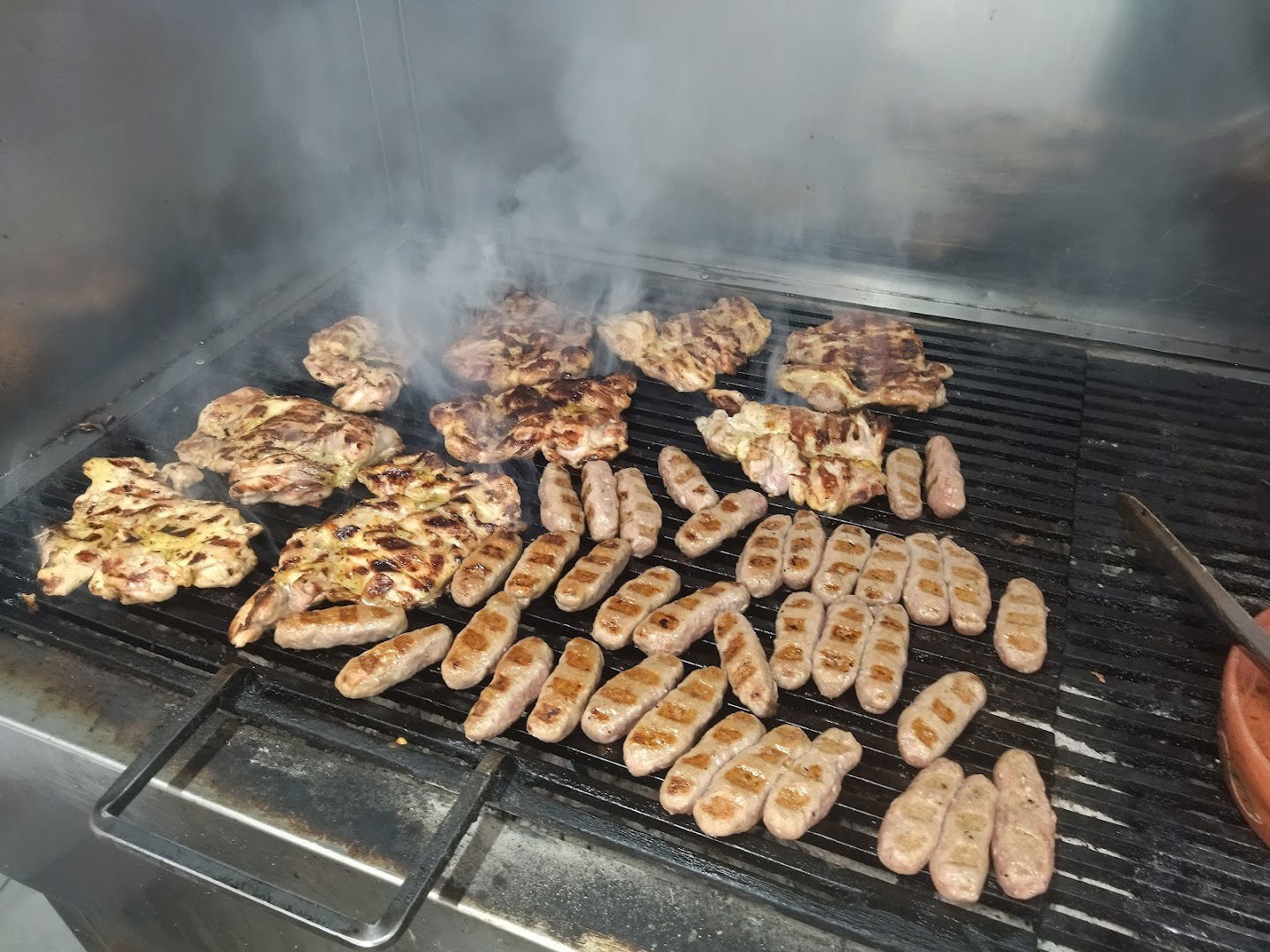 Лесковачки роштиљ АБН