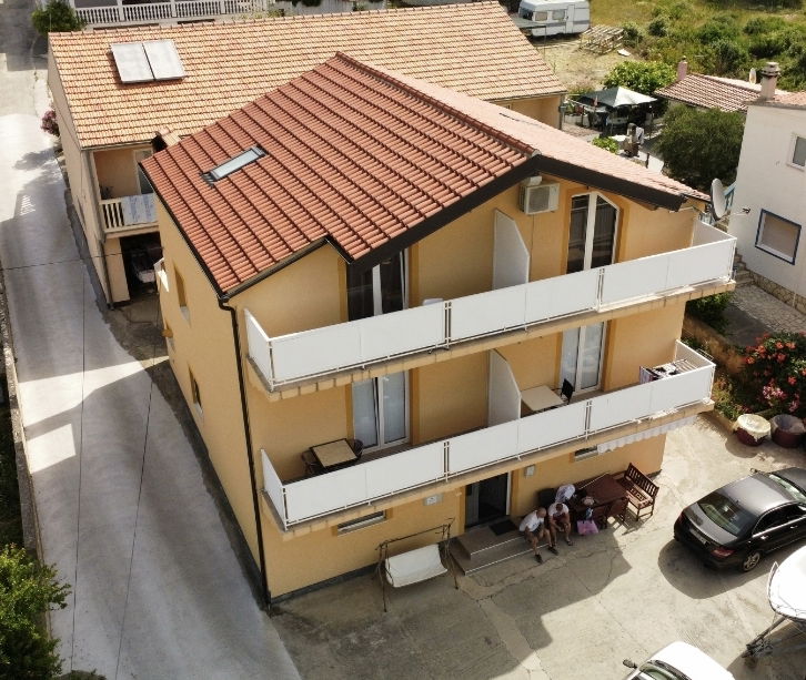 Apartmani Ukas Vesna