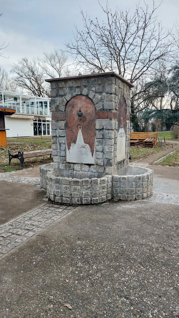 Česma kod Savske terase i dokova