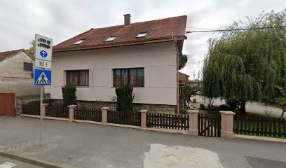 DRVNI CENTAR MIKLOUŠIĆ