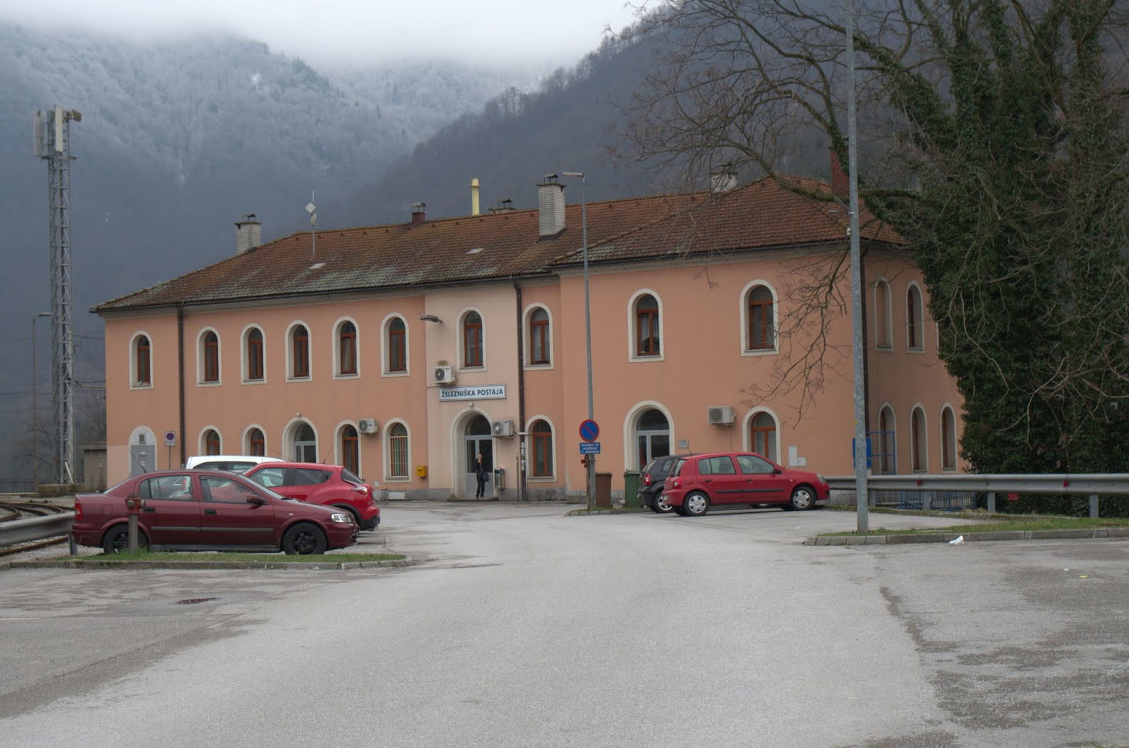 Železniška postaja Hrastnik