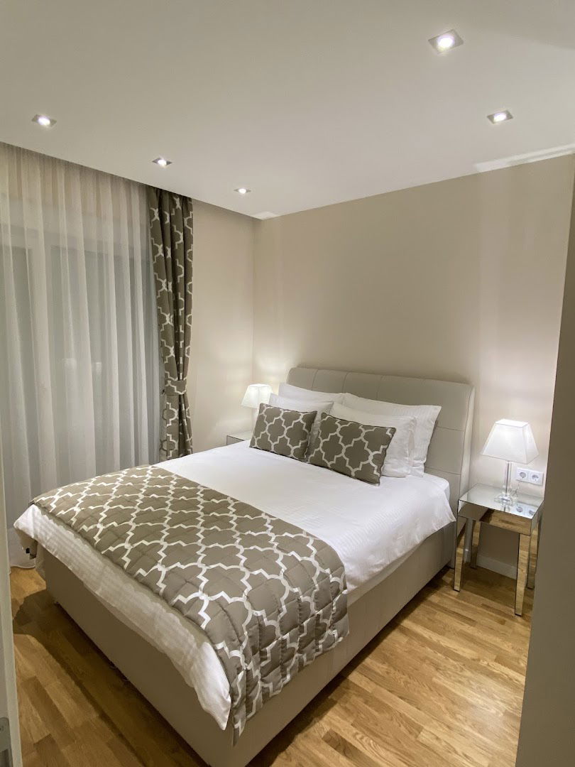 Tiffany Lux Apartment