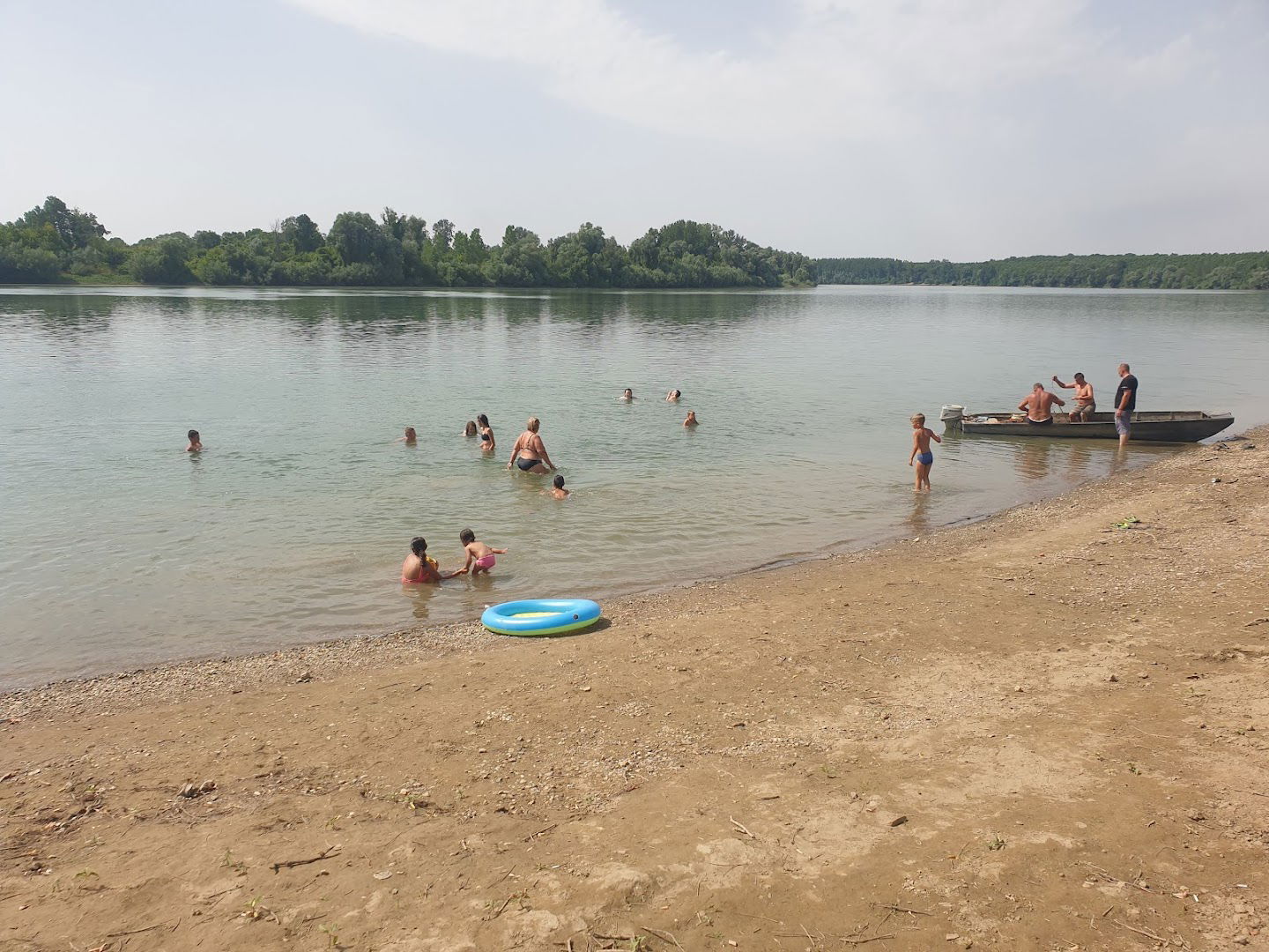 SIMBAD plaza Krstovi