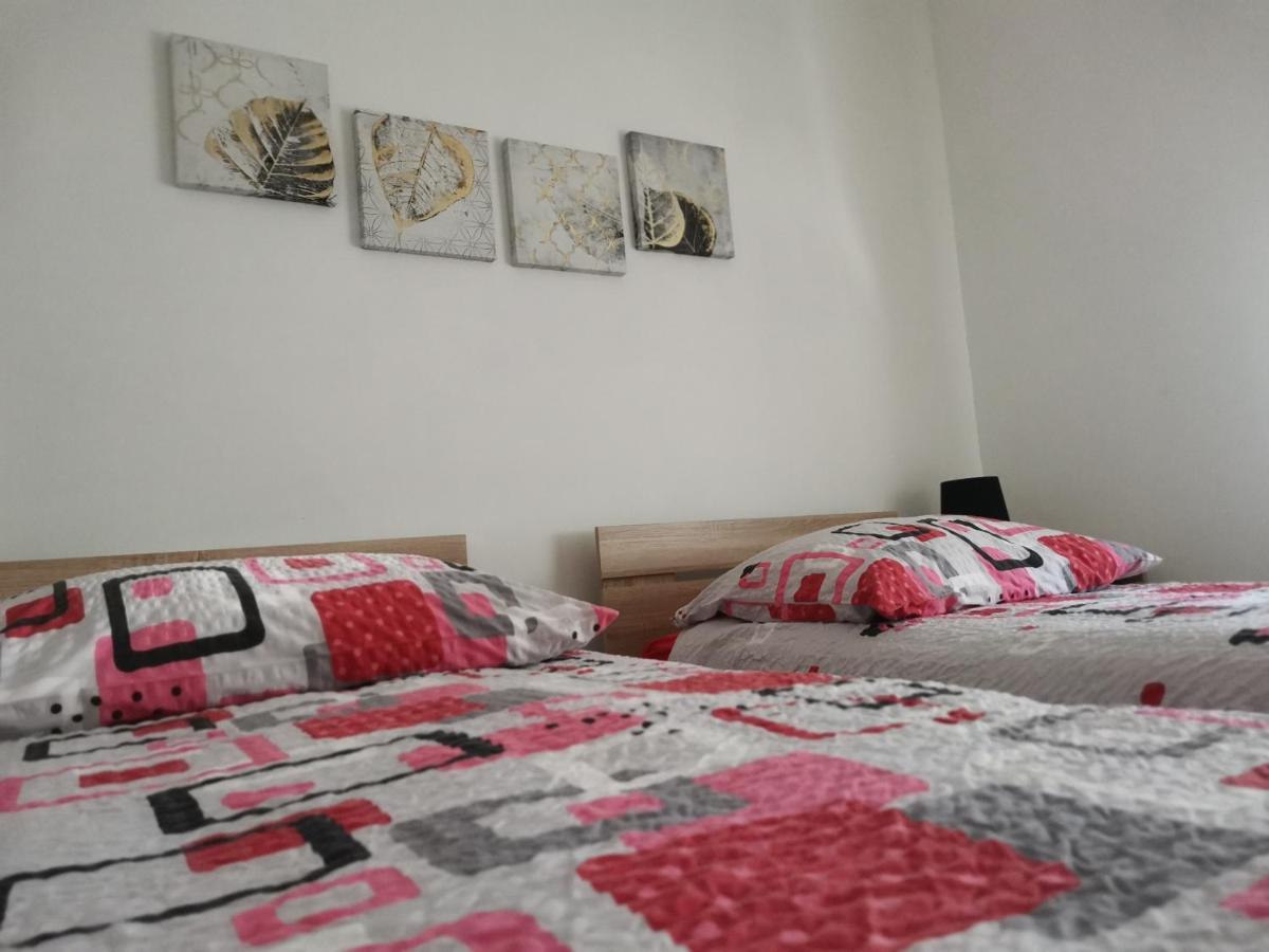 Apartma "Lošč", Vanessa Marcola - Sobodajalka