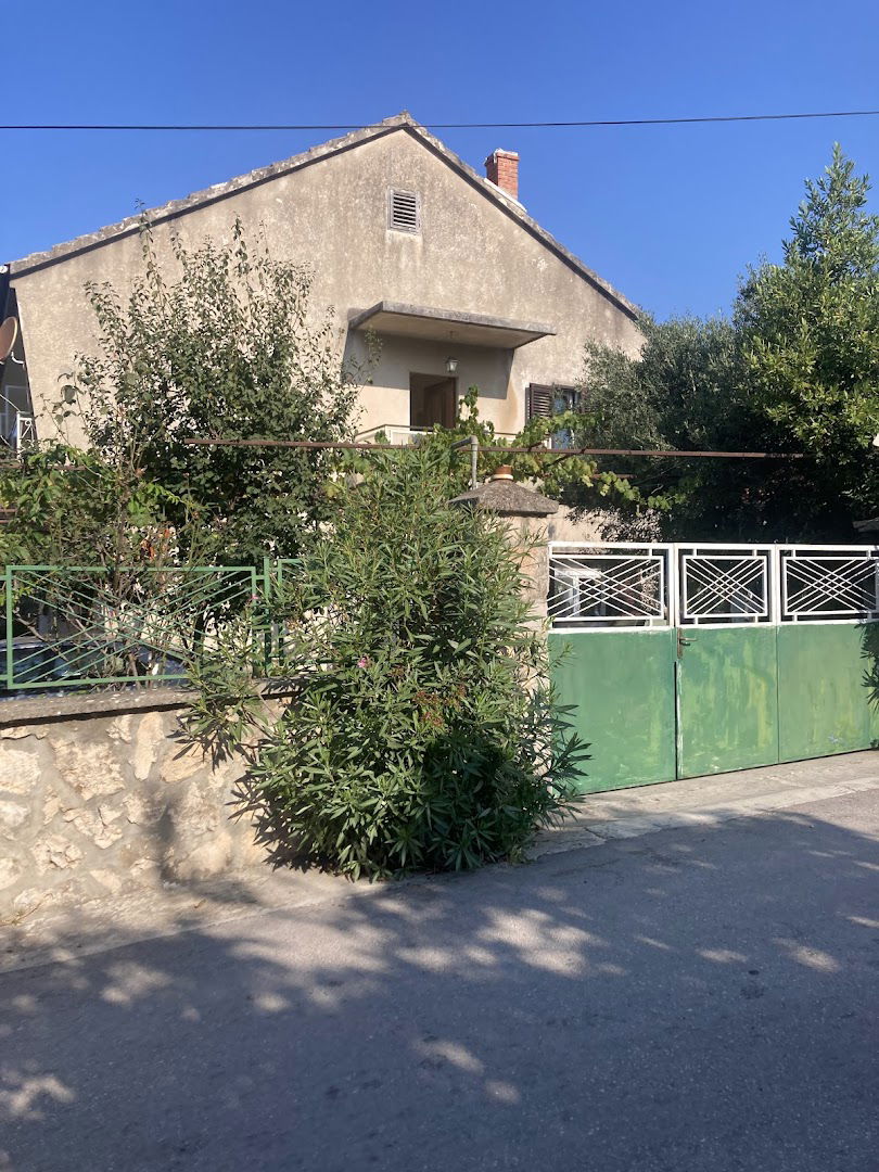 Rooms Govic (Guest House Brodarica)