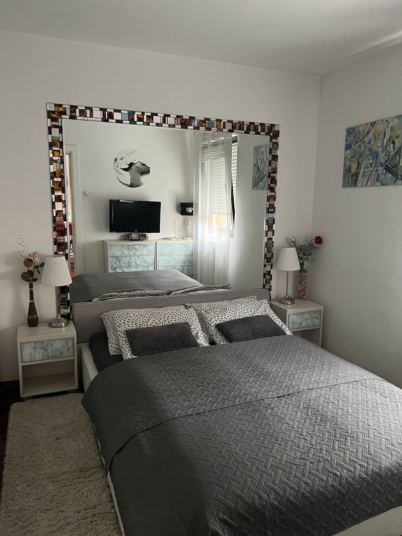 Apartment Sweet dreams