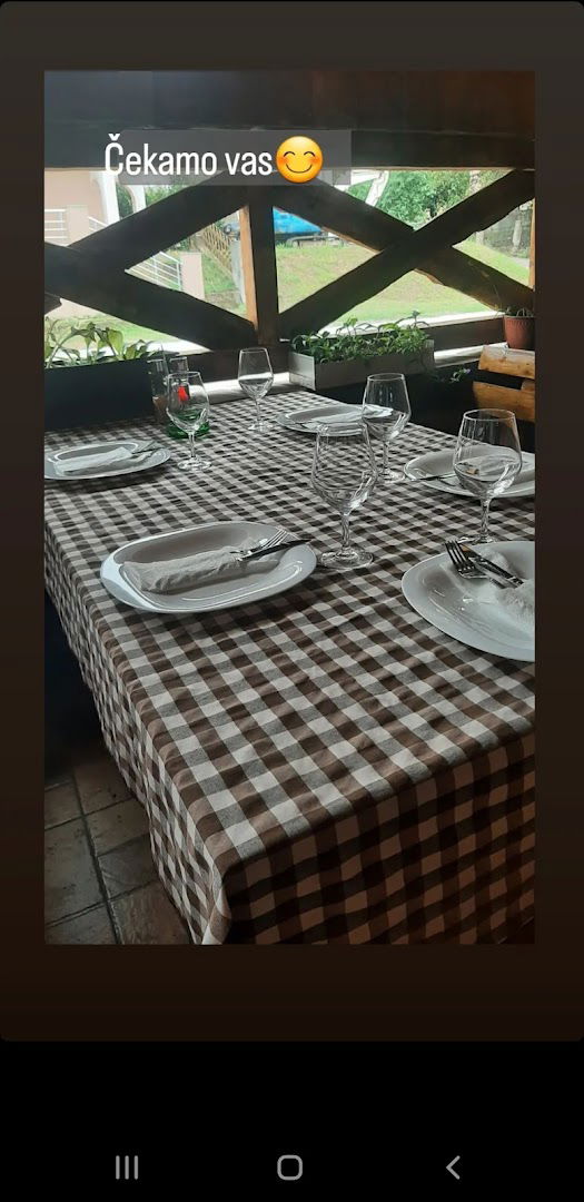 Etno Restran Sestak R