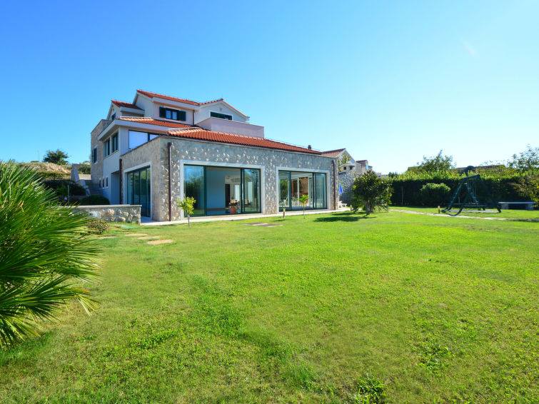 Villa Marina, Betina