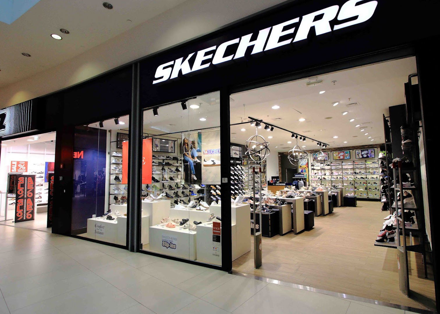 Skechers