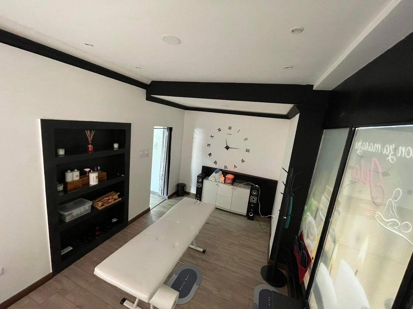 Salon za masažu i negu tela JELA