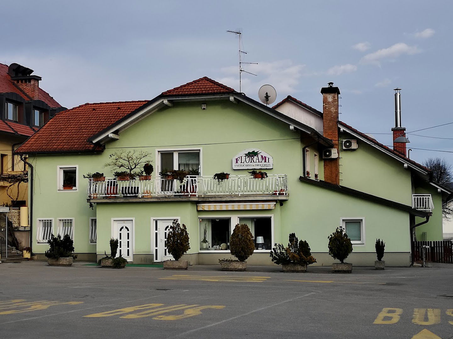 Florami - Cvetličarna in drogerija Martina Opara s.p.