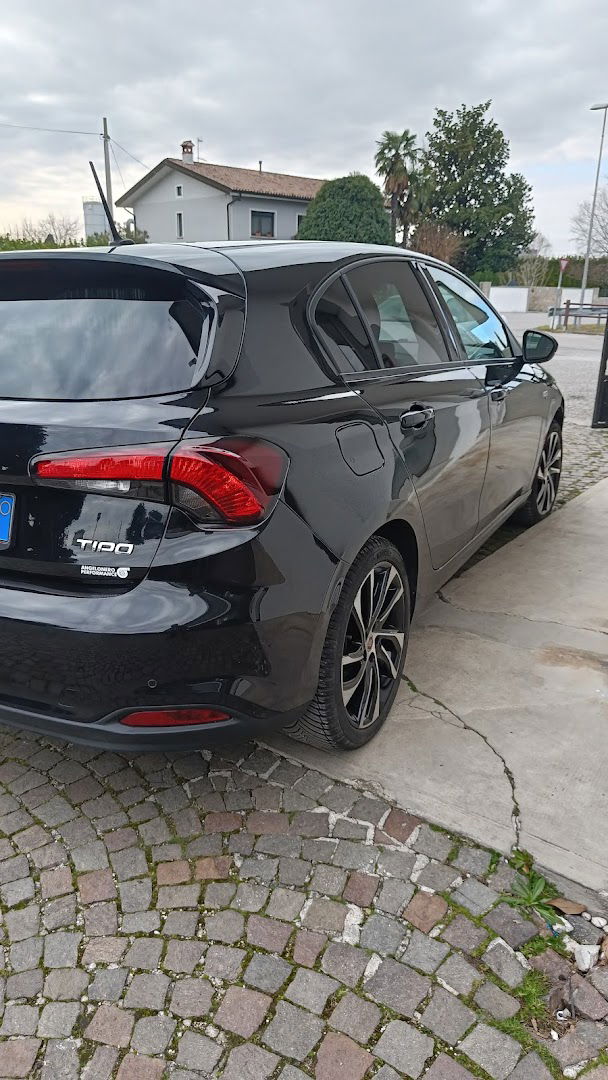 Angelonero Performance