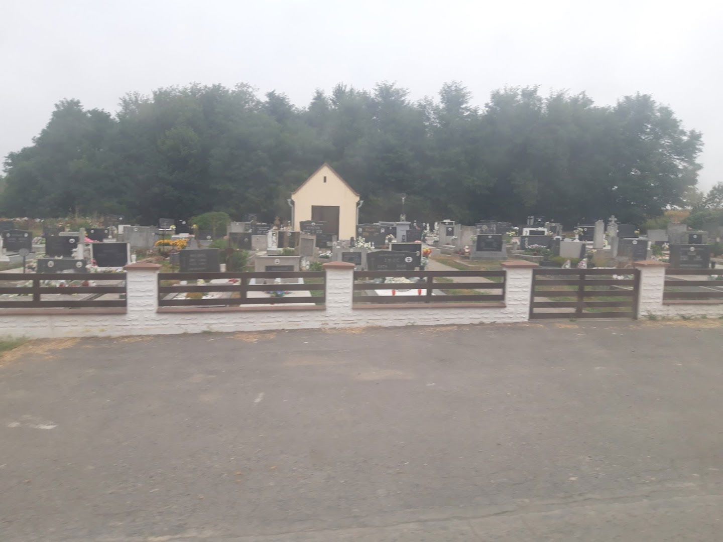 Veliki Rastovac cemetery
