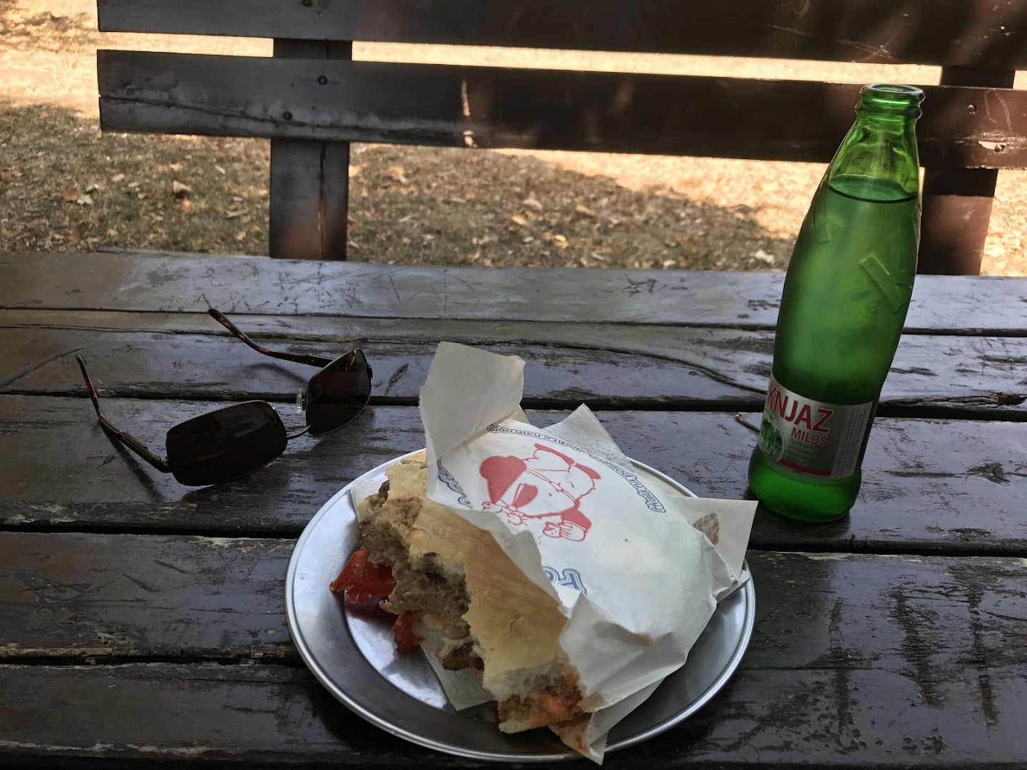 Hamburgerija “Pera Ždera”