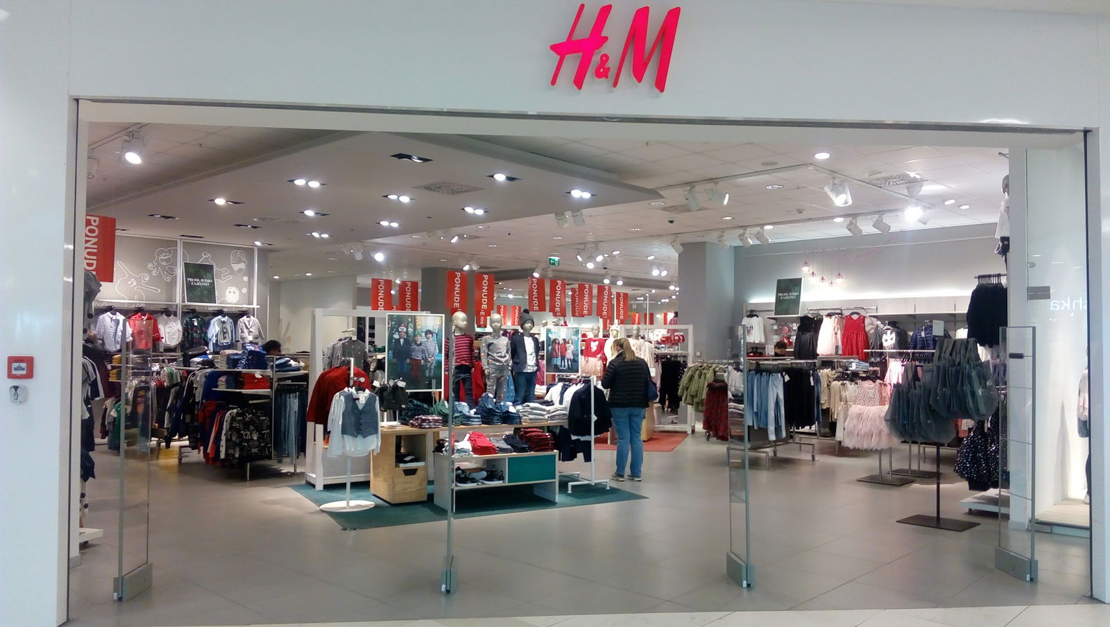 H&M