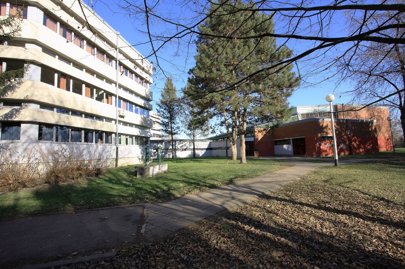 OŠ Frana Galovića i OŠ Dugave