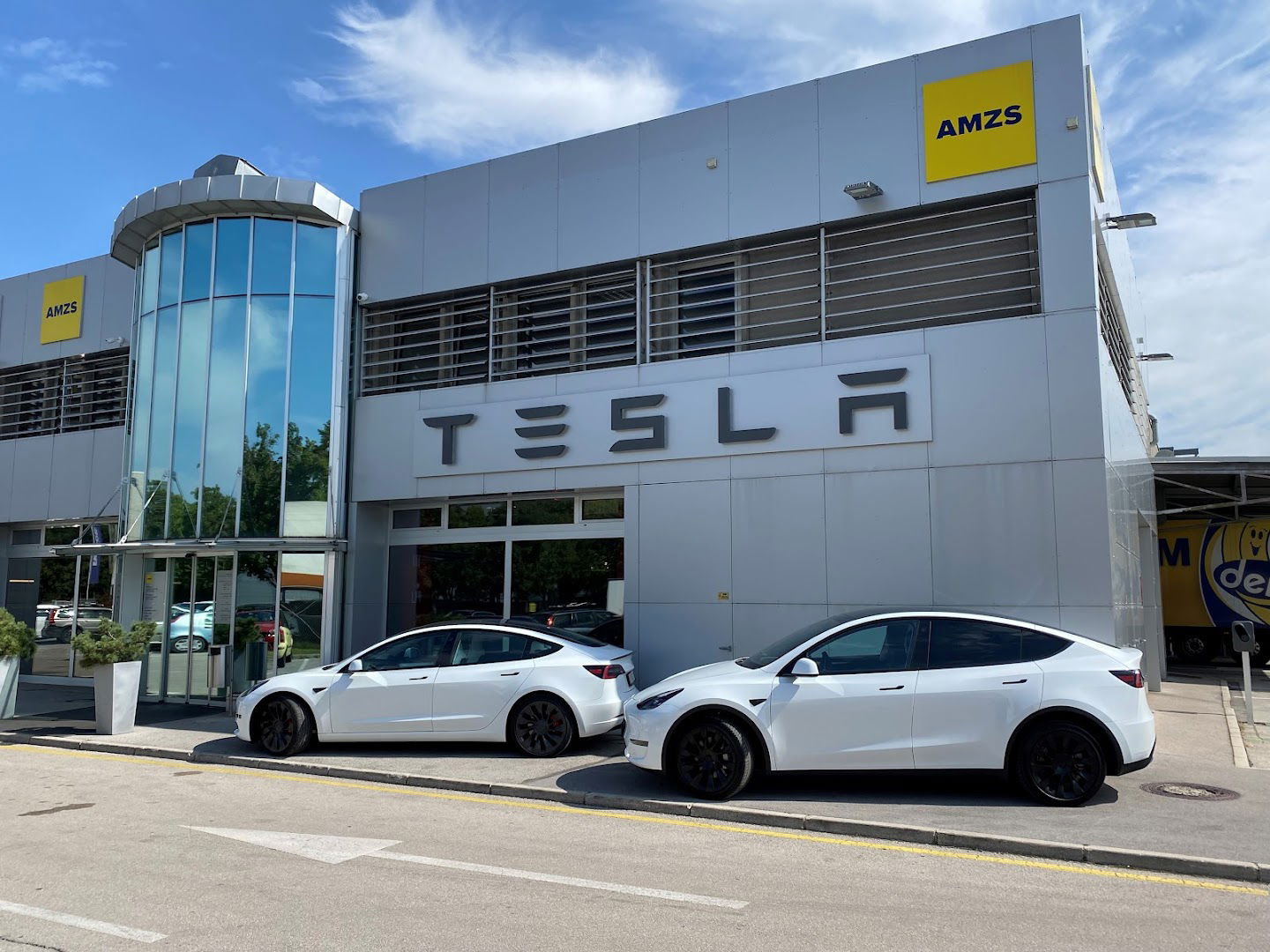 Tesla Center Ljubljana